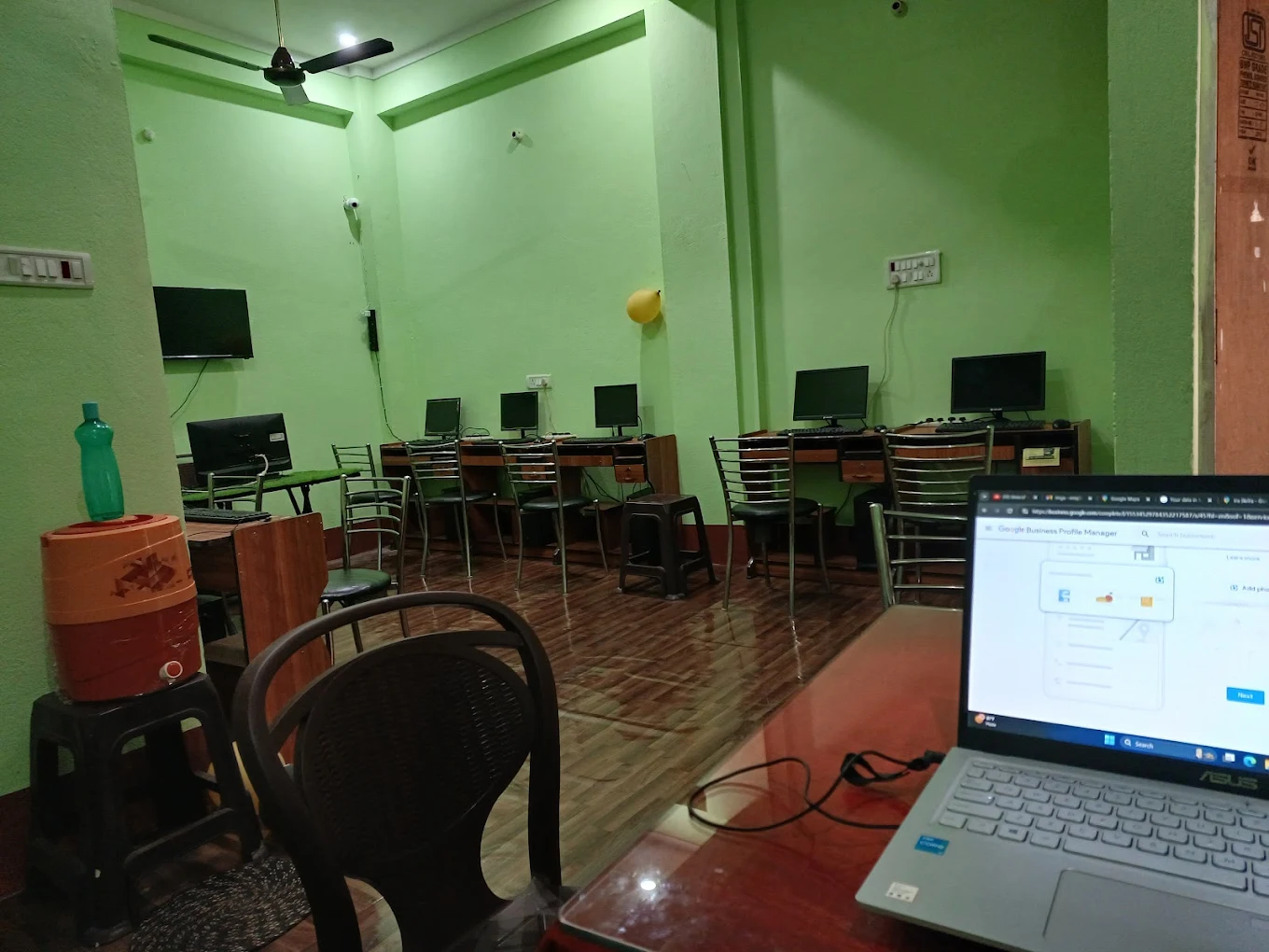 CLASS ROOM