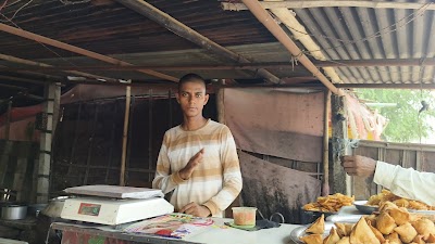 BAKE5LS54FD8_Anand_sweets_Shop_ChIJTVIHGwCL8TkRKJIkRoZh26A_2