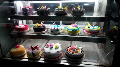 BAKEA74SQAP6_Madhuwan_ChIJ4ROvpNYa8jkRT9i-jUOihHo_5