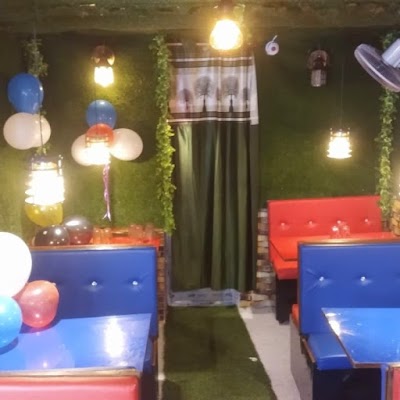 BAKEAWB7N1V9_The_moon_cafe_ChIJedX74Joj8jkRRMDRXTQ0qBk_8