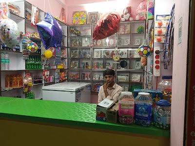 BAKES0NV853B_SITA_RAM_BAKERY___CAKE_CORNER_ChIJu3C7S1EP8jkRVbvk_d1ctUI_2