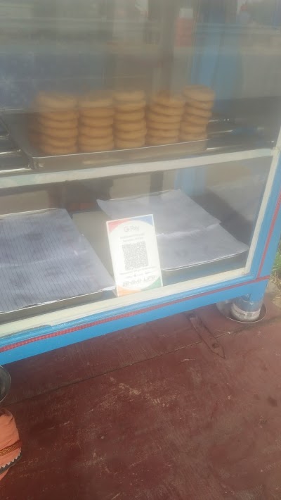 COFFNMSE44Y0_HEERAMAN_Pera_and_Namkeen_snacks_shop_and_ChIJ4YLaMdZp8jkRpRhI1LdCJbI_5