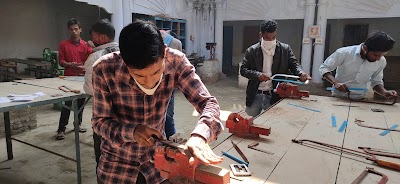 COLL2BXUTF0V_Prachi_Pvt_ITI_Jamui_ChIJFauHuy4r8jkRTaTm4JbCnyU_7