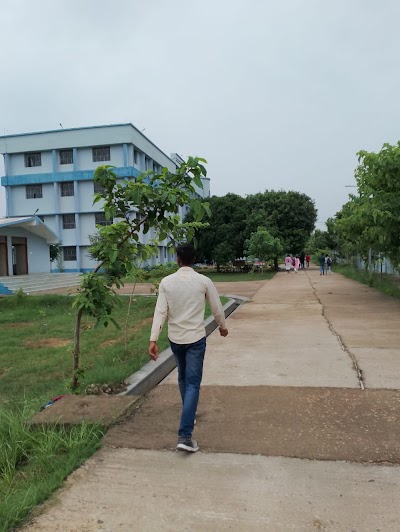 COLL6IUMILQM_Govt._ITI_Lakhisarai_ChIJD5Alh0Ij8jkRr8hndWYwp3s_7