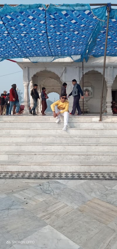 COLLIKMXIYVA_Acewo_Public_School_ChIJx_Wzw-Aj8jkRqgH_Bi31PdE_6