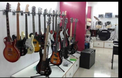 COLLO0Z5JWC5_S_R_S_HIGH_SCHOOL_PARSAWAN_ChIJM2Ud4Qc78jkRuaCyz4bhLao_7