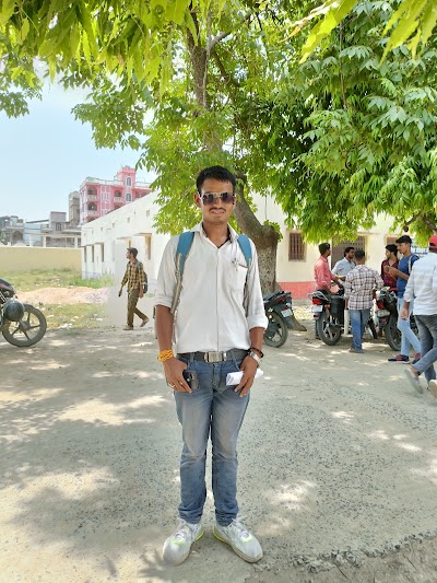 COLLOWRYAGZ5_gd_college_ChIJVVVVFVoF8jkRg18GzAq5ops_6