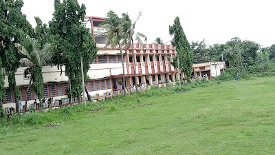 COLLTWSWHBUH_S_S_College_Mehus_ChIJj23MOBJC8jkRq0sPXArLTmA_2