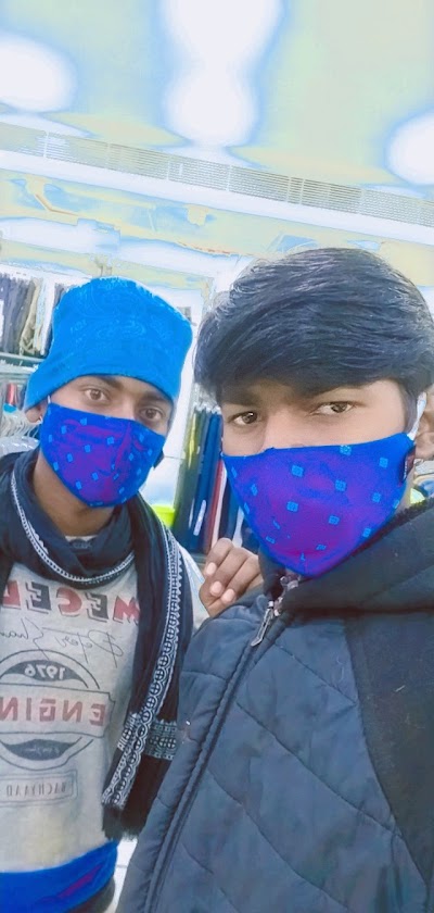 COLLZBNTL7OG_P.B_High_School_ChIJ11bDJisj8jkRLC96fdBEedY_10