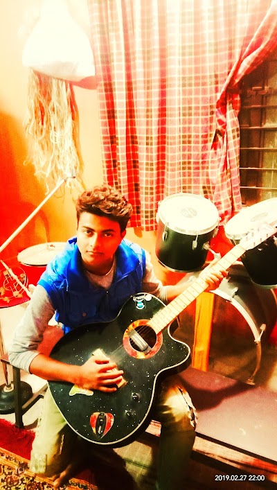 DANCEQVDF9GU_Star_city_dance___acting_school_ChIJr2w0dOhD8jkRNa_L1pNh88c_5