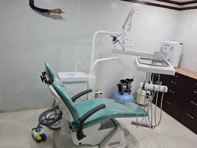 DENTBQTNBEVF_Aashirwad_Dental_Clinic_ChIJJ-9BCptD8jkR42TsKlRhJLo_1