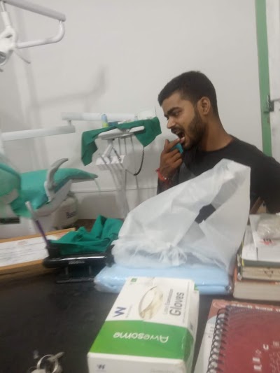 DENTBSTK123T_family_dental_clinic_ChIJzaphFtEj8jkRsKbpH8qyjUI_2