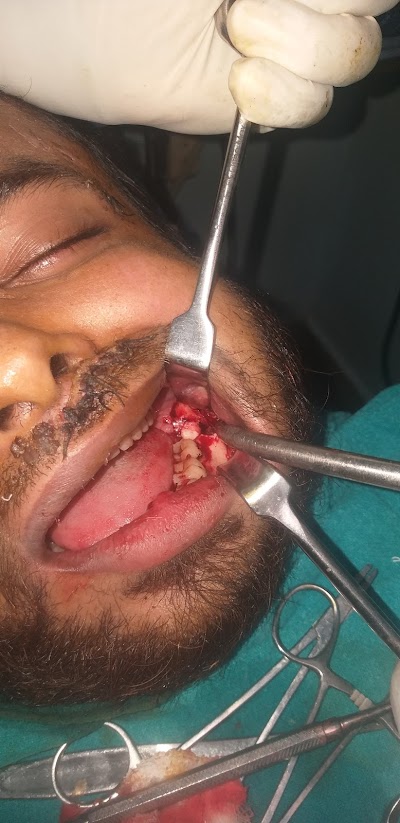 DENTN6O1044G_Dr_Prem_Kumar_ChIJjU_XazAb8jkRtqwrxxJ6bMk_10