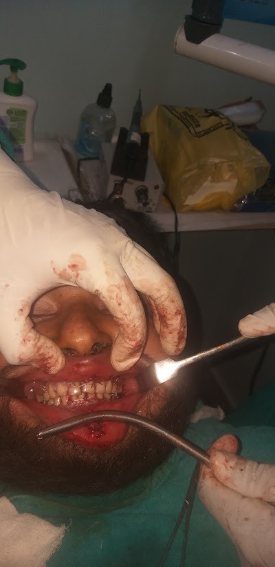 DENTN6O1044G_Dr_Prem_Kumar_ChIJjU_XazAb8jkRtqwrxxJ6bMk_7