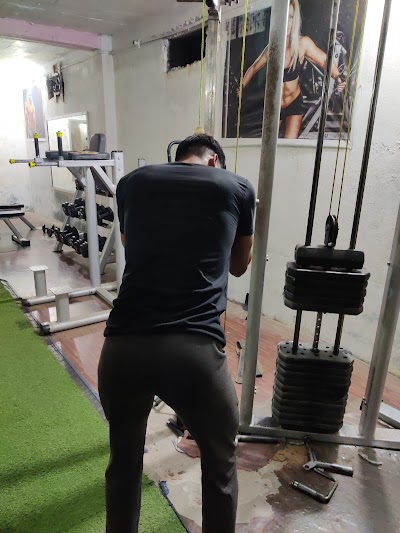 GYME0V87HRQ2_BOSS_FITNESS_ChIJdR1vO10p8jkRm1ahU5RLZvI_7