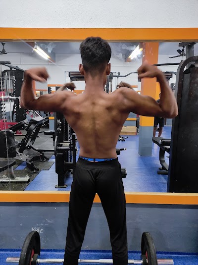 GYMF0SJ74YYU_Golden_Gym_khaira_ChIJQzRZctgr8jkRpag0PzoLNCY_5