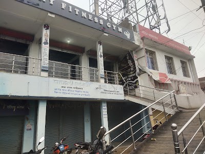 GYMIA8SZEU0W_Lucky_fitness_gym_ChIJw74NGgAj8jkRHQmYBHDUbeg_6