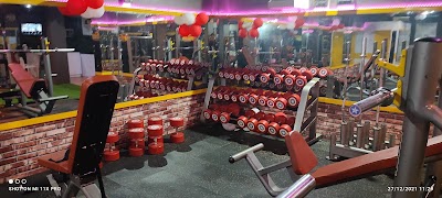 GYMJ0XWDFSHA_Spartan_gym_ChIJ7Y2HHZEb8jkRPRWnfjgEUE8_1