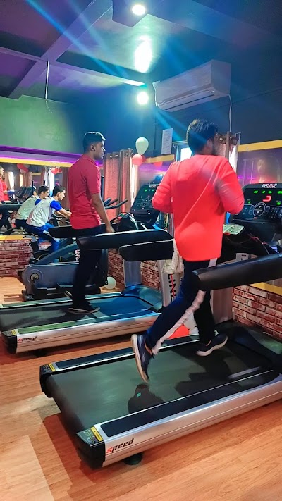 GYMJ0XWDFSHA_Spartan_gym_ChIJ7Y2HHZEb8jkRPRWnfjgEUE8_3