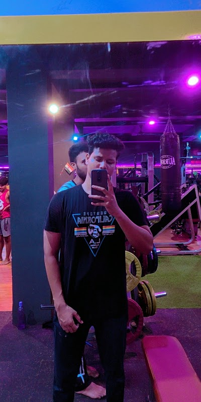 GYMJ0XWDFSHA_Spartan_gym_ChIJ7Y2HHZEb8jkRPRWnfjgEUE8_8