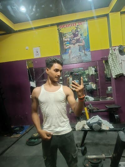 GYMPEZEULI8C_F2F_fitness_ChIJl6Rf9MEb8jkRgTOhBsqC31U_4