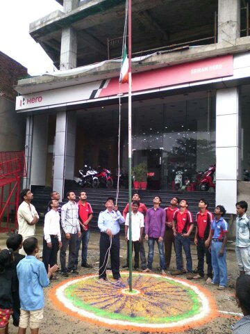 GYMZUVX1RRVX_Sriram_Auto_-_Hero_MotoCorp_ChIJr0xnWjMj8jkRAs4IryTgxJw_7