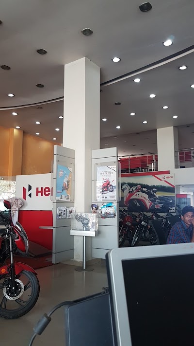 GYMZUVX1RRVX_Sriram_Auto_-_Hero_MotoCorp_ChIJr0xnWjMj8jkRAs4IryTgxJw_9