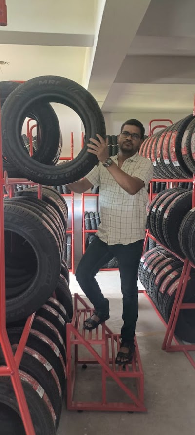 MANF4MMGBL1P_G-S_TYRES_ChIJk76W8J078jkR1TVtX14Rp7U_3