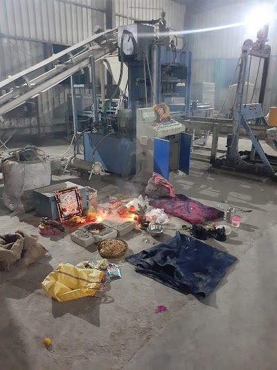 MANFWVWUJWB0_Shiv_Fly_Ash_Bricks_ChIJBcWjdn038jkR5rlk1A6Ljdo_1