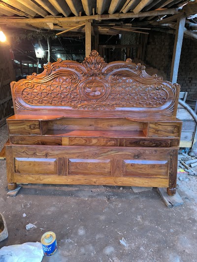 MANFZ2JRPOFY_Nitish_furniture_house_ChIJRYf_5XE98jkR0IBuf3p7isU_5