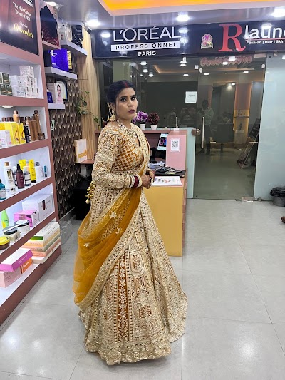 PARL0IPK01B1_Rlaunch_Jamui_salon_ChIJ_XhKjiQr8jkRxBGu1270VDY_6