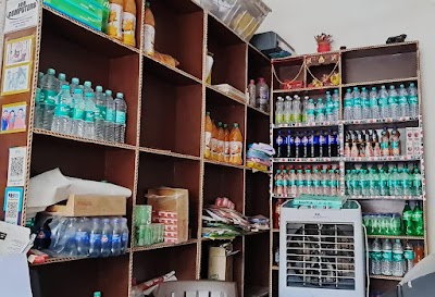 PARL5E1XN840_JOB_COMPUTER_S___ICE_CREAM_PARLOUR_ChIJv2XLlO8X8jkR6DchSxrRH68_1