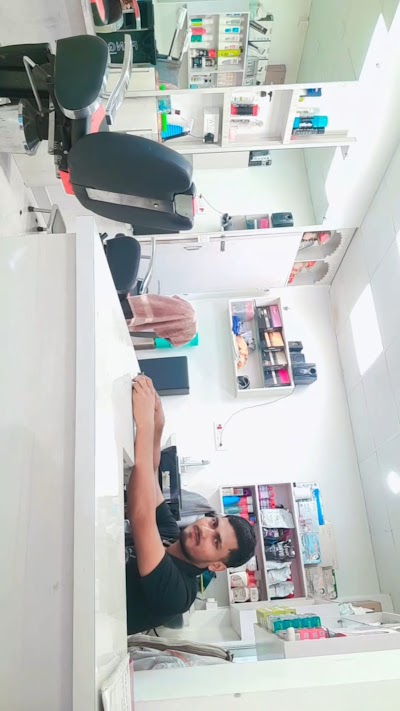 PARL8RRFV6ND_Madan_saloon__beauty_parlour_ChIJx_uDN7n38TkR8uFVG6TvFG0_5