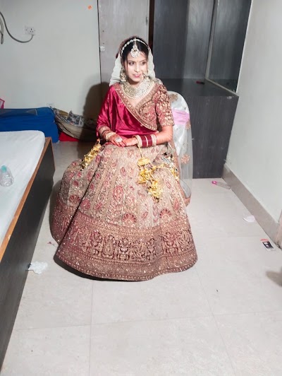 PARLBC6OJ4XM_beautyzone_ChIJAeG2PyYb8jkRjZtYNxMMlww_1