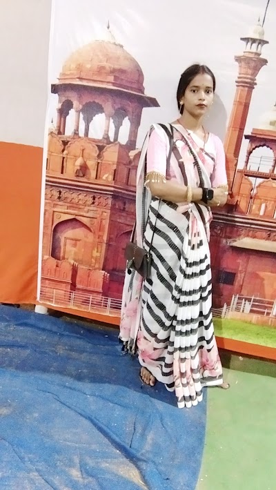 PARLNXJOMRHM_Neha_ChIJvV20Is8j8jkRNvT-ey6okYc_4