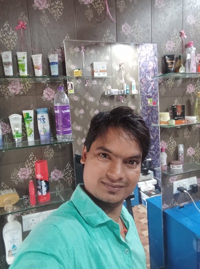 PARLQ2QUKBAE_Sakshi_men_s_parlour_ChIJX0R7Cbwr8jkRimcPb-TRvJI_3