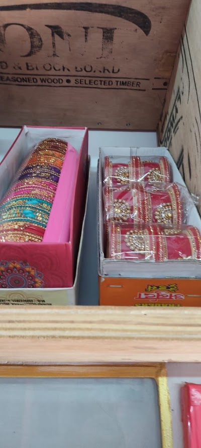 PARLT98SU22V_Aaradhya_Ladies_Beauty_Parlour_and_Training_Center_Ballia_Begusarai_ChIJATvG03D38TkRjr1bOduDsSc_6