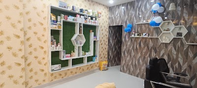 PARLY6VX8KA2_Khubsoorti_Ladies_Beauty_Parlour_ChIJzfFvOQAr8jkREjmXQO6HVnw_2