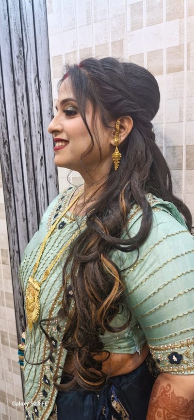 PARLYAEXK8QI_MUSKAN_BEAUTY_PARLOUR_ChIJ-cGEXwD38TkRS2YGv-bOuQw_9