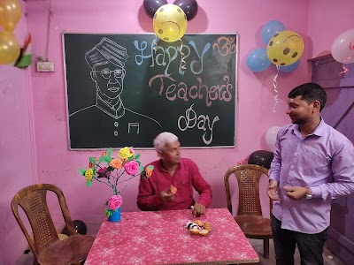 PHAR30IYAFC5_TRINITY_CLASSESS_ChIJqREdCZIb8jkRYz3t6WyXnr4_1