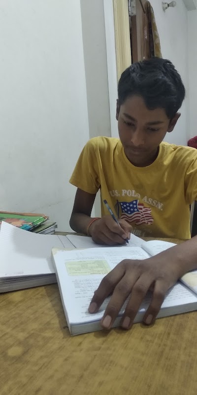 PHARUNXQA515_SMPL_Home_TuitionCoaching_Begusarai_ChIJBeRVyLIb8jkRwTVCasqczLs_1