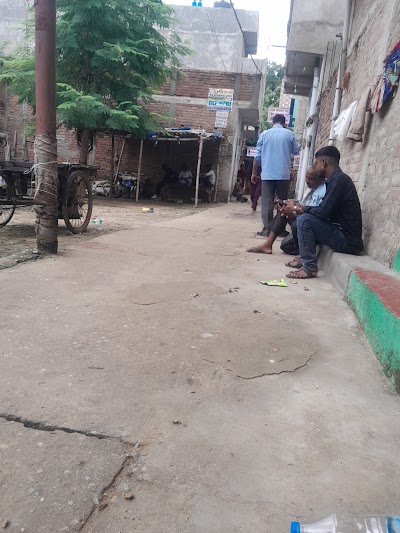 SCHO510M8YC6_GOVT_high_school_hasanpur_lakhisari_ChIJjxNna5Ux8jkRCupeL-L-3lI_4