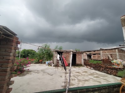 SCHOIVG76UJU_High_school_manikpur_ChIJ2dlBlLOK8TkRhDJTXRrCHmg_3