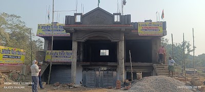 SCHOK9GE632Z_JAY_SHREE_RAM_MARKET_ChIJAepk9AoX8jkRGlhho7a7FrY_5