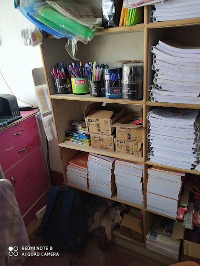 STATTZMOTP1X_GURU_Stationary_ChIJd_SlUm0b8jkRf14_1jg_2es_4