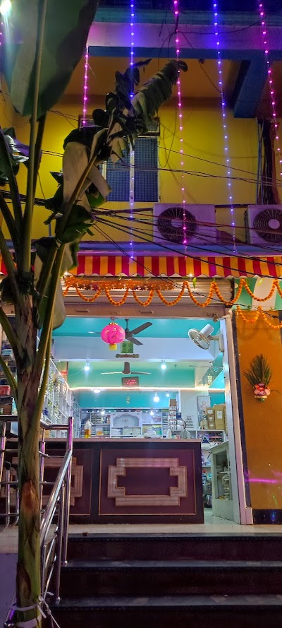 STATVZB9UNYL_Popular_Book_Store_ChIJva3bCMw88jkRlIcRl_EnrXU_9