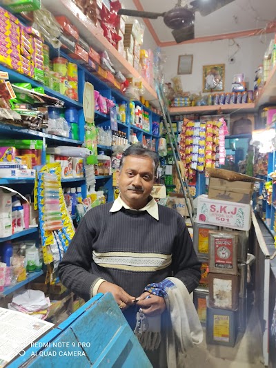 SUPE0R35PXDM_Ajay_Kirana_ChIJg_Imtisj8jkR8YIaDjWQUoQ_1