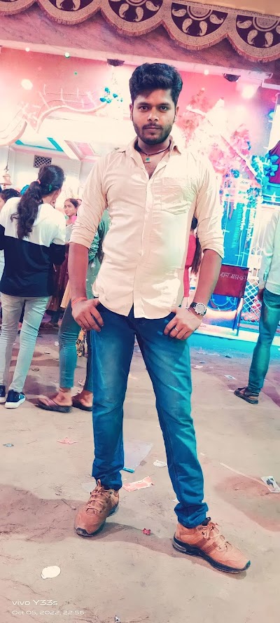 SUPEKSV8FI3B_Bagdov_Main_Market_ChIJRRL-SdMd8jkREDNcJaMO1D4_2