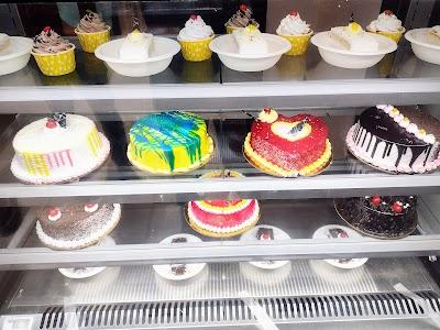 BAKE08ZLZB77_Pizzeria_ChIJXc7FDWsr8jkRbm_49Vow2H0_6