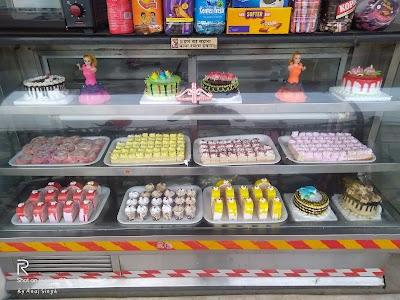 BAKEZF9XXYLI_________________________________ChIJp7JYgEEX8jkROh-H56VP0Qw_1